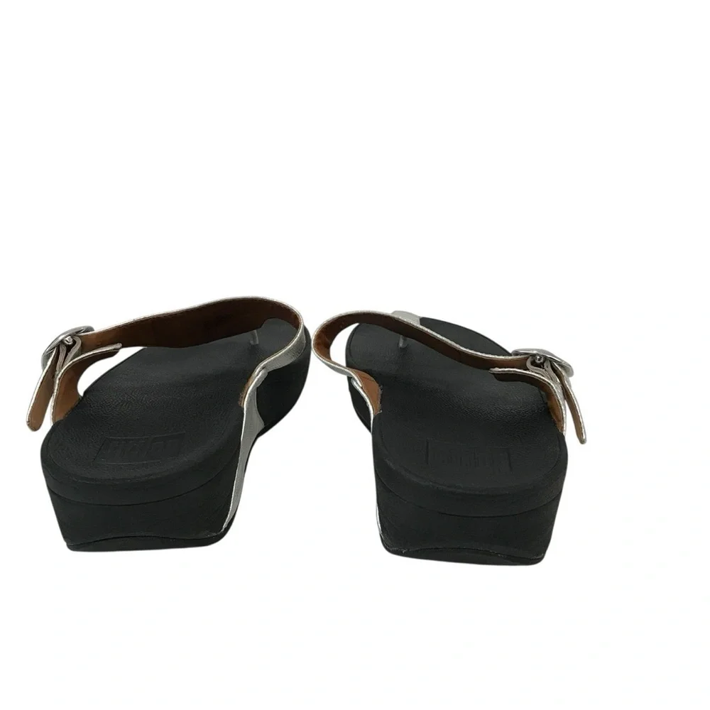 Fitflop The Skinny Sandals Silver Crocodile Size 7 Thing Flip Flop